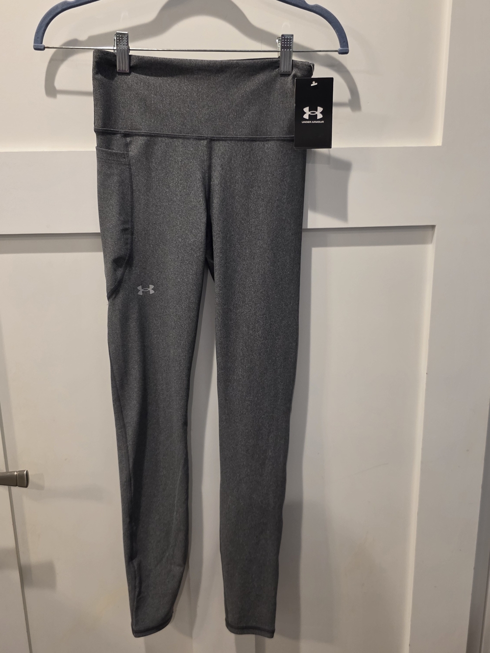 NEW Under Armour Women's Compression High Rise Pocket Leggings S Grey